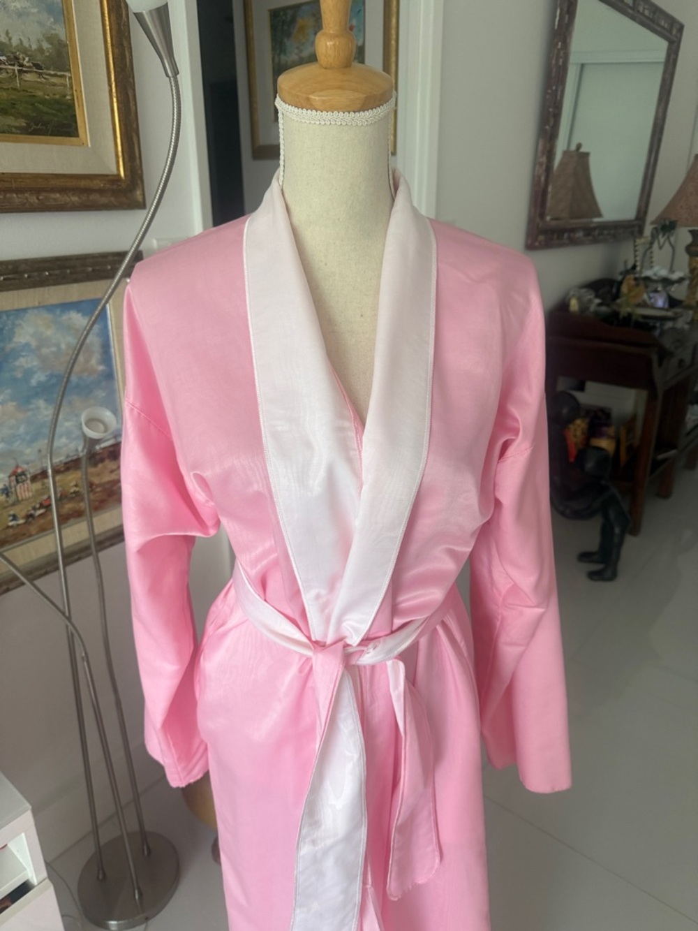 VINTAGE  Fernando Sanchez Pink Maxi Bath ROBE - Picture 2 of 6